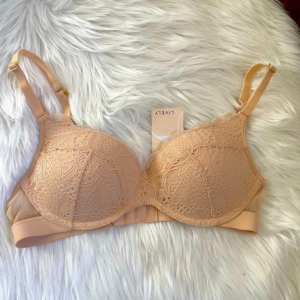 The Lace Lively no wire push up bra 34B